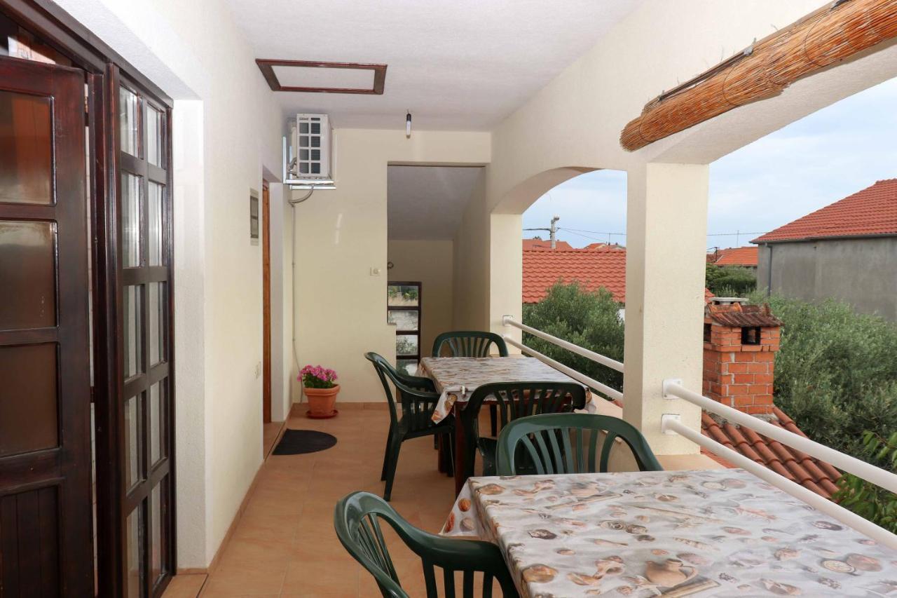 Apartment Maslina Bibinje Ngoại thất bức ảnh